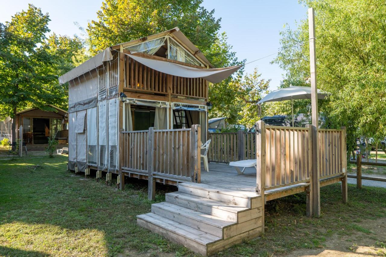 Camping Eden Glamping Dormelletto Exterior foto