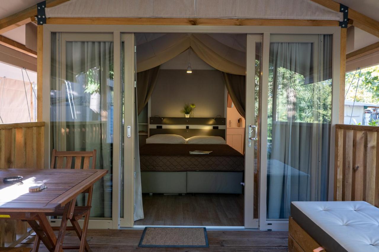 Camping Eden Glamping Dormelletto Exterior foto