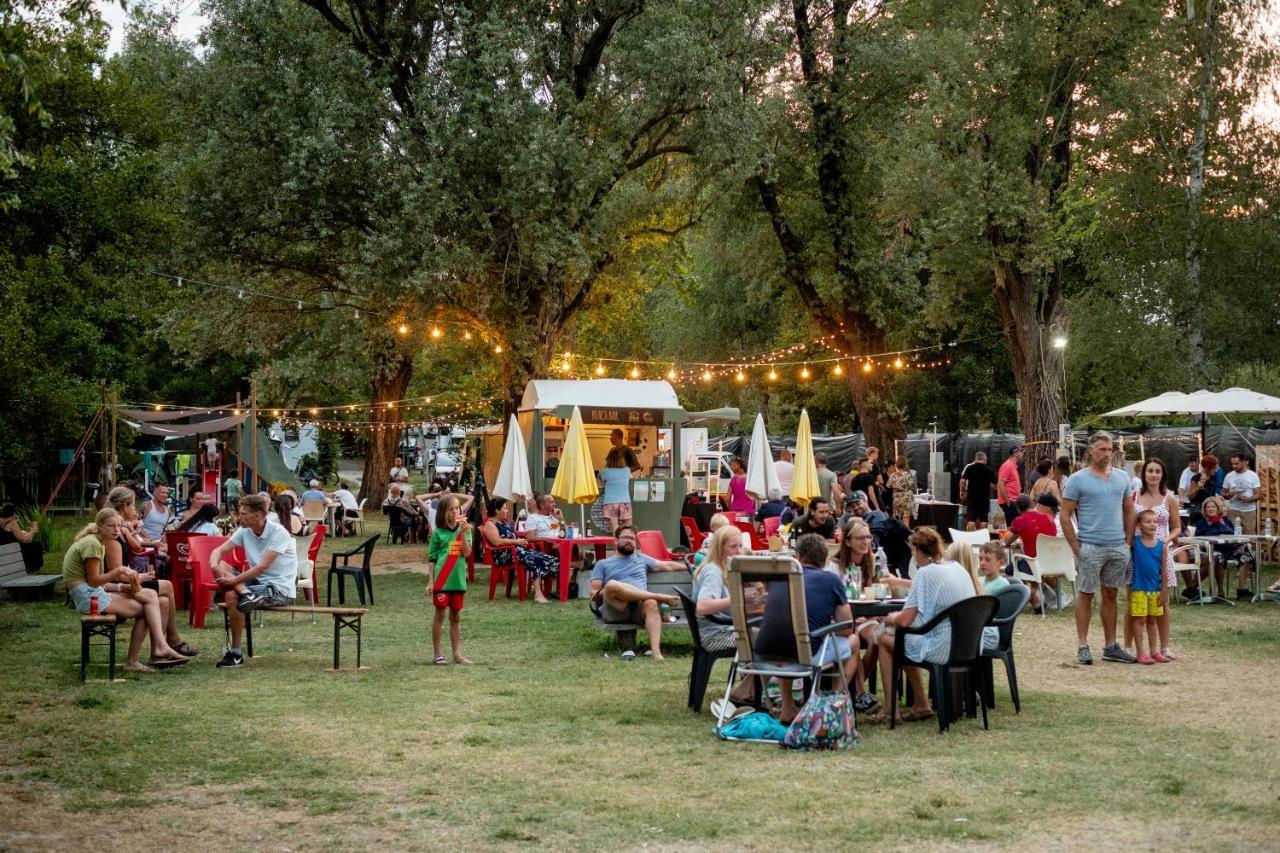 Camping Eden Glamping Dormelletto Exterior foto